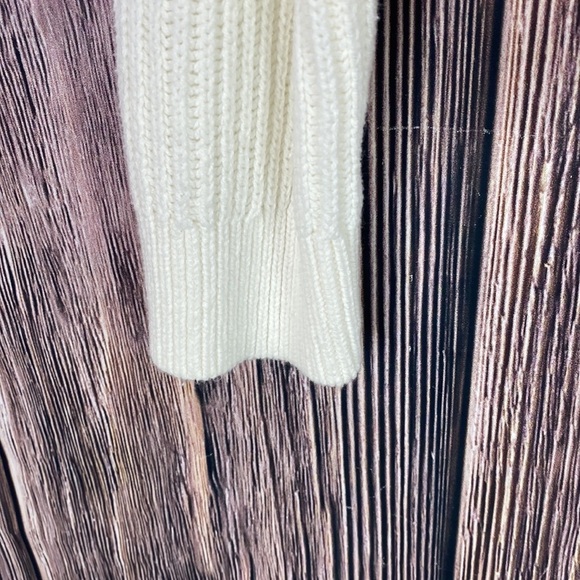 Roxy Morning Mood Sweater- Size Medium - Picture 5 of 16